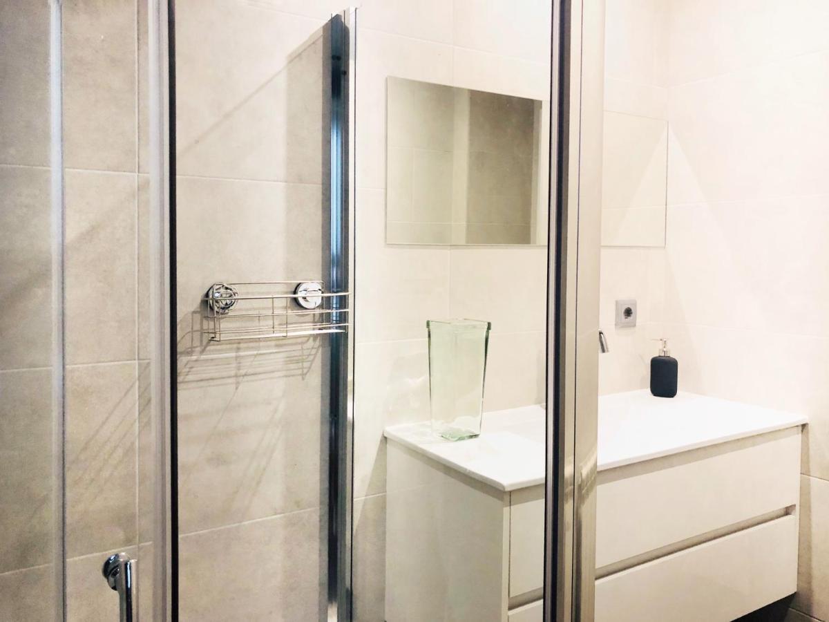 Apartamento En Pleno Centro Al Lado Catedral. Wifi. Leilighet Burgo Eksteriør bilde